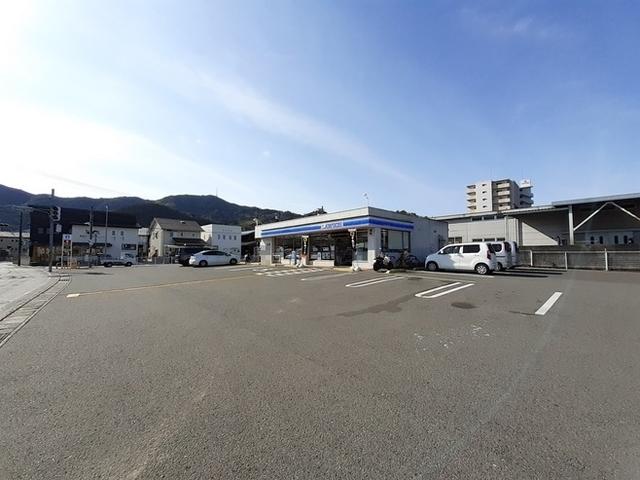 ローソン 高知神田店：650m