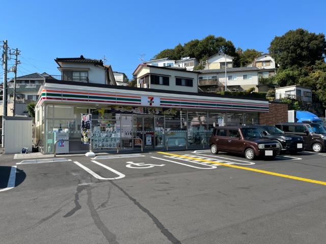 セブンイレブン高知福井町店：493m