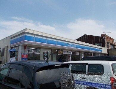 ローソン 高知弘化台店：1300m