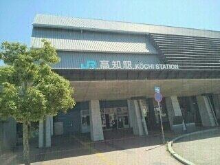 JR高知駅：3500m