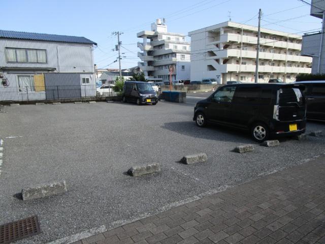 セジュールベスタ（105） 駐車場