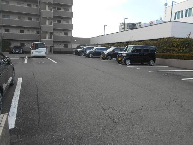 スカイパーク北本町（103） 駐車場