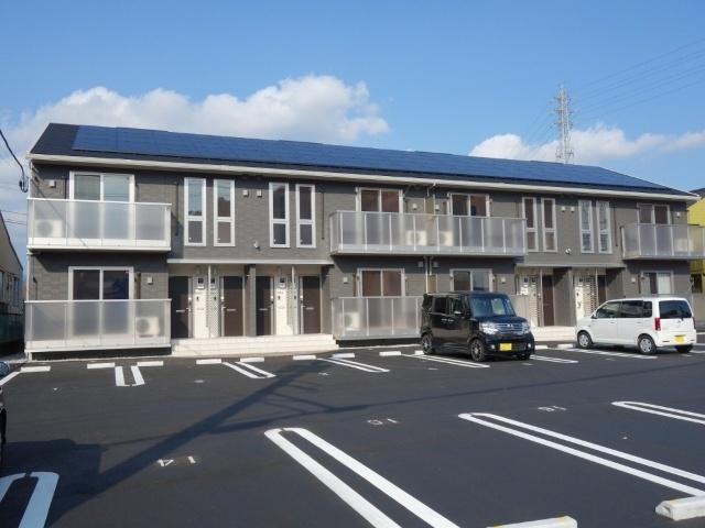  築8年11ヶ月 2階建の賃貸物件