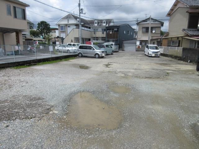 コーポブルースカイ（202） 駐車場
