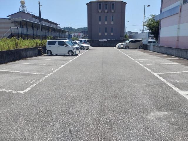 フィール高須（学生プラン※2年以上ご入居いただける学生さん）（607） 駐車場