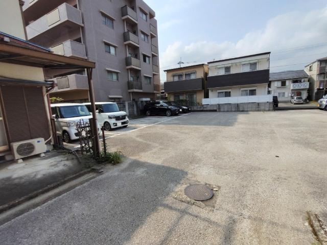 吉田町パーキング（普通車区画） 外観