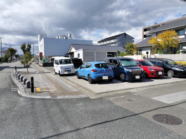 アデッソパーキング（普通車区画） 外観