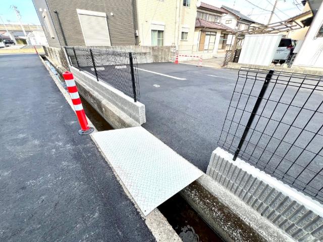 フェリステージ　エム（102） 駐車場
