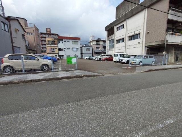 知寄町パーキング（普通車区画） 駐車場