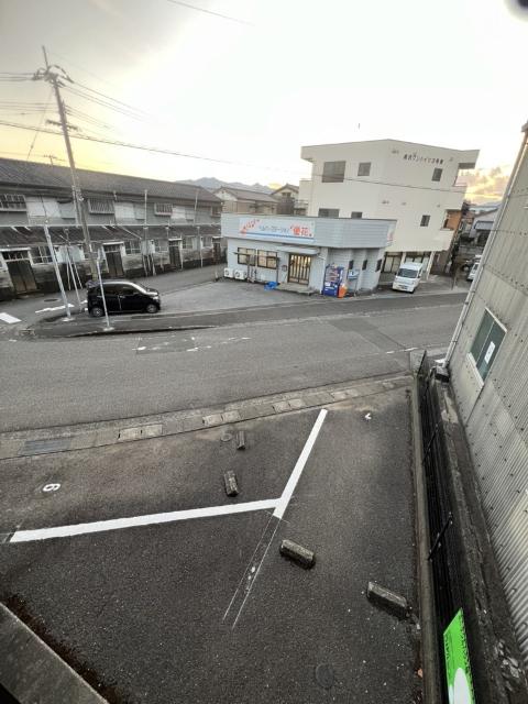 ピースフルハウス桂（103） 駐車場