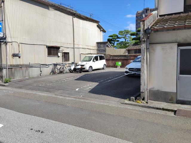 NIパーキング（縦列区画） 駐車場