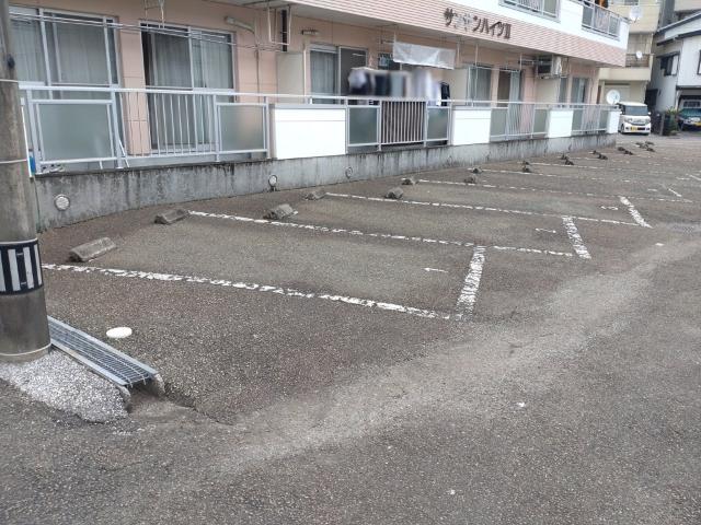 サンサンハイツⅡ（101） 駐車場