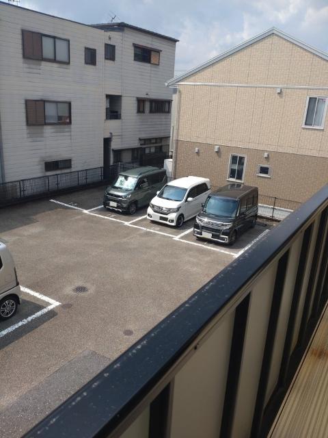 ナカツマチⅠ号館（202） 駐車場