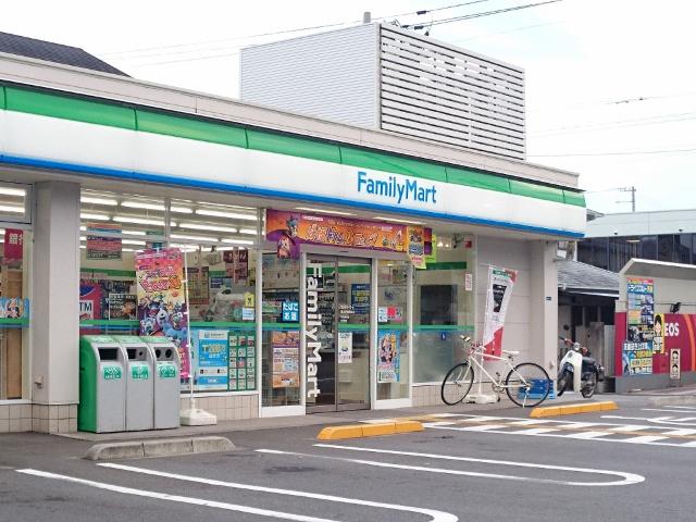 ファミリーマート高知伊勢崎町店：341m