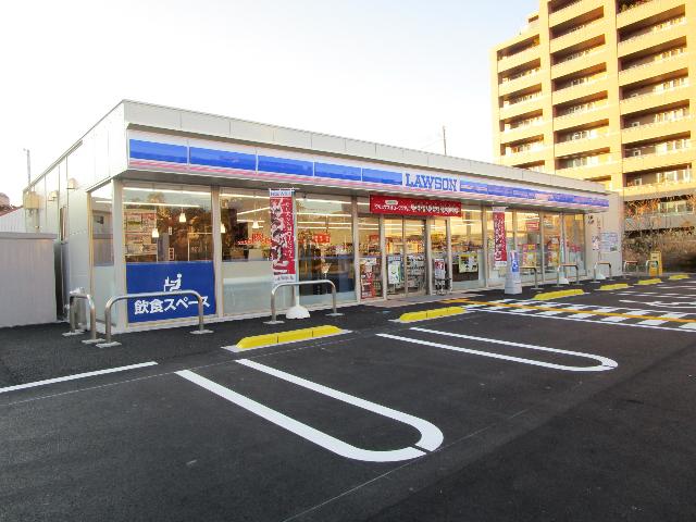 ローソン高知越前町店：551m