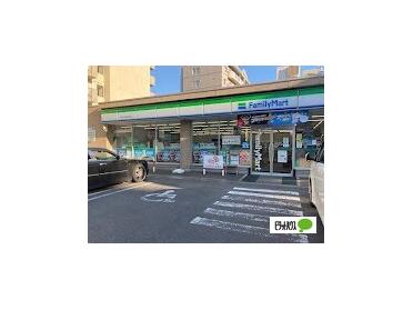 ファミリーマート札幌円山裏参道店：216m