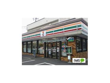 セブンイレブン札幌月寒東2条店：228m