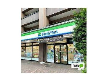 ファミリーマート札幌菊水1条店：200m