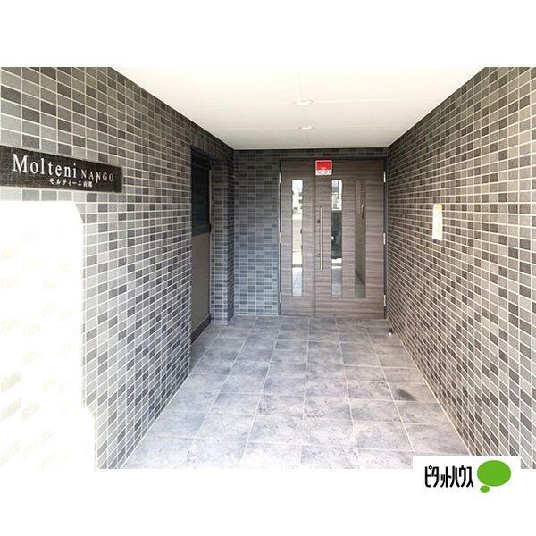 札幌市白石区本郷通マンション エントランス