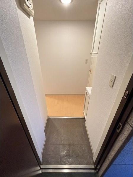 MAISON HOXIN南10条 玄関