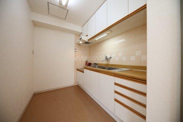 札幌市中央区南十三条西マンション キッチン