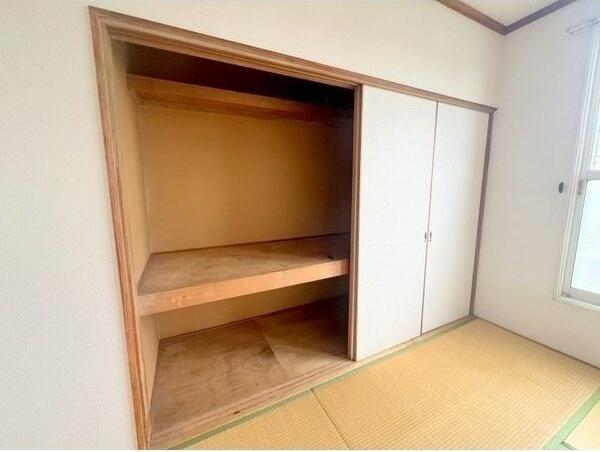 札幌市北区篠路十条アパート 収納