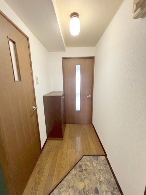 札幌市西区山の手七条マンション 玄関