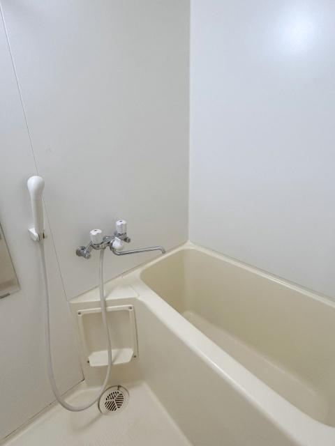 札幌市南区澄川五条アパート バス／シャワー