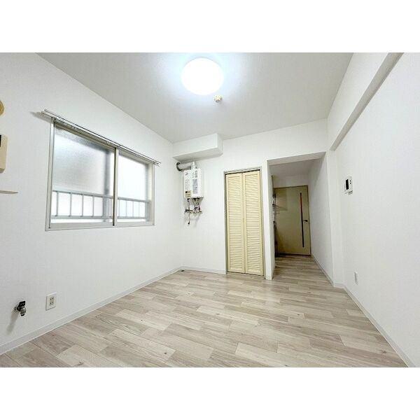 ローヤルハイツ本郷通6 部屋画像