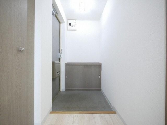 札幌市中央区南九条西マンション エントランス