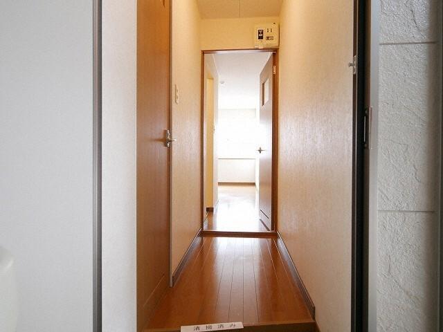 札幌市豊平区旭町アパート 玄関