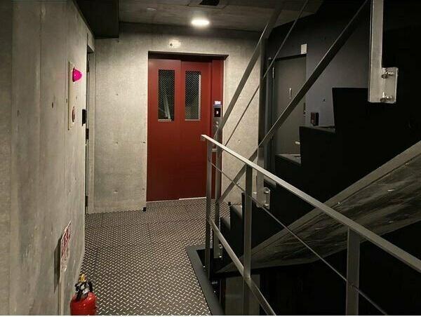 コアヒルズ ロビー