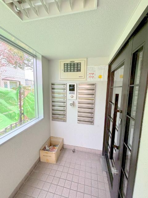 札幌市白石区南郷通マンション エントランス