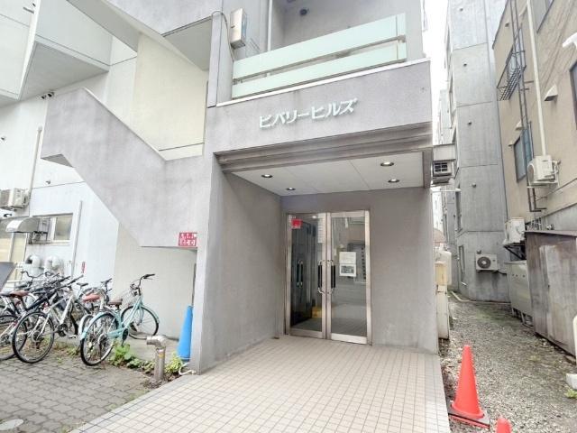 札幌市東区北七条東マンション エントランス