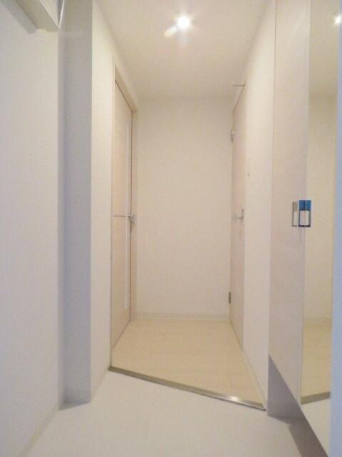 札幌市中央区宮の森一条マンション 玄関