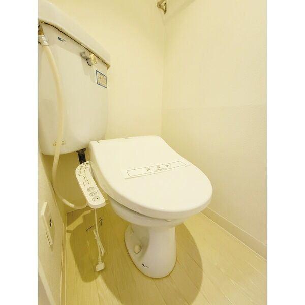 札幌市白石区東札幌五条アパート トイレ
