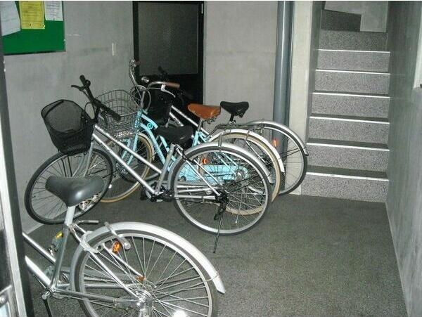 札幌市中央区南六条西アパート 共有部分