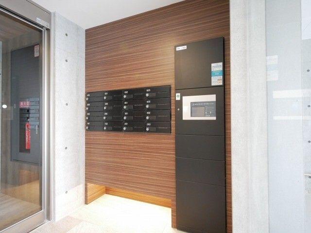 札幌市中央区南六条西マンション エントランス