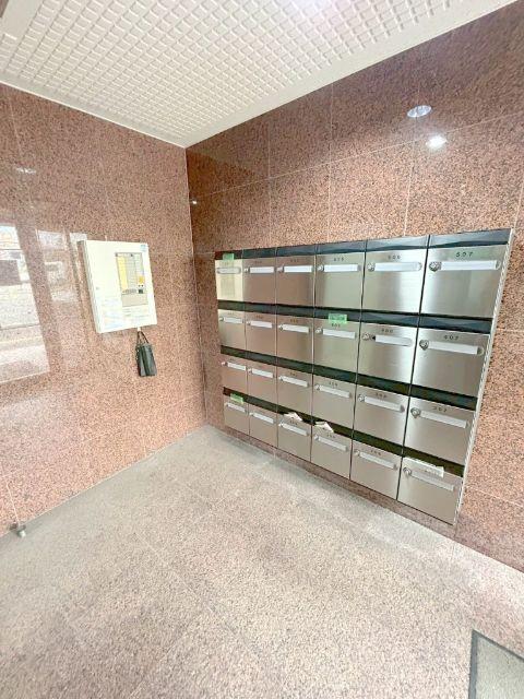 札幌市中央区南四条西マンション エントランス