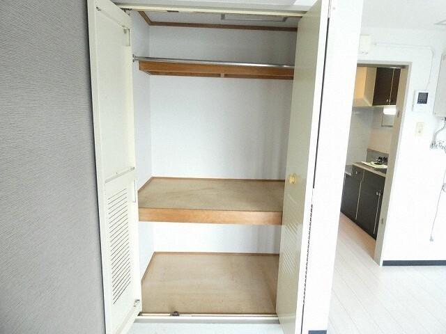 ビッグモウト円山 収納