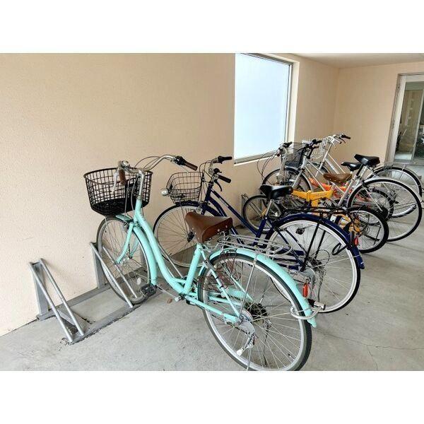 札幌市北区北二十三条西マンション 駐車場