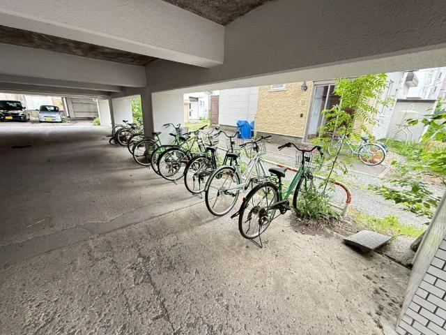 第7AMS円山 駐車場