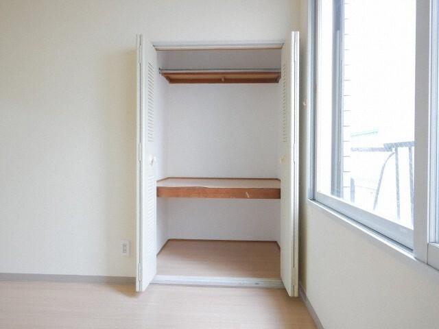 ティファニー北円山 収納