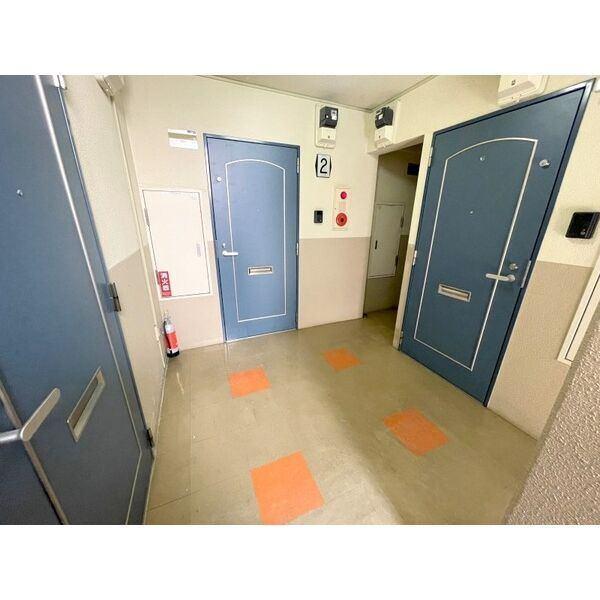 札幌市北区北十九条西マンション ロビー