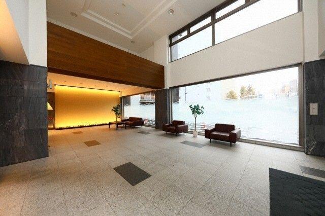 札幌市中央区南九条西マンション エントランス