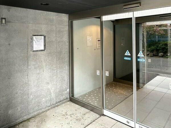 札幌市手稲区手稲本町一条マンション エントランス