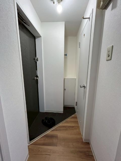 札幌市中央区南十三条西マンション 玄関