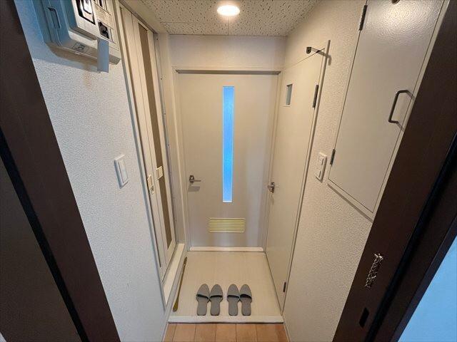 札幌市中央区南八条西マンション 玄関