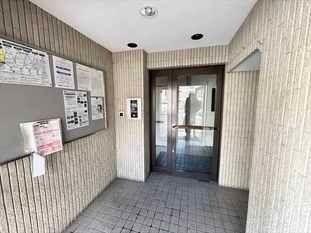 札幌市中央区南十八条西マンション エントランス