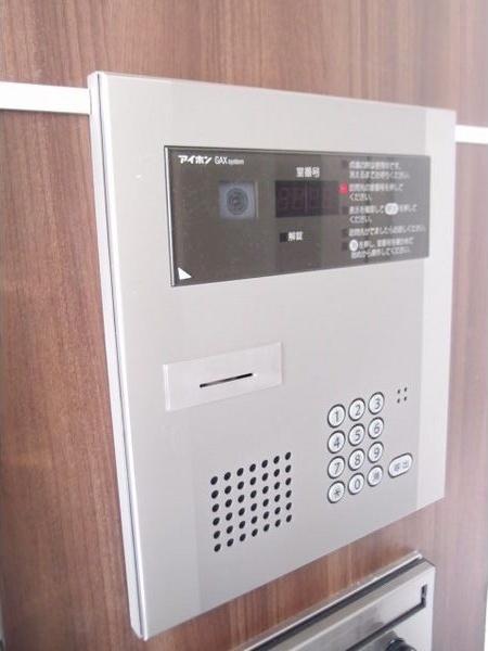 札幌市中央区北五条西マンション エントランス